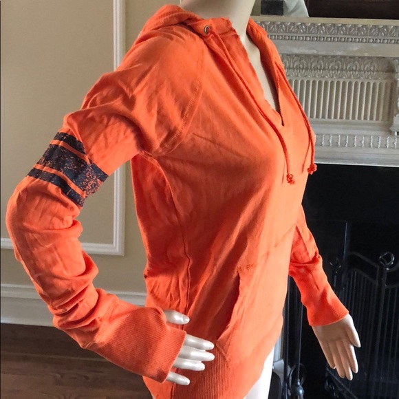 NWT U of I Hooded Pullover - Picture 2 of 16